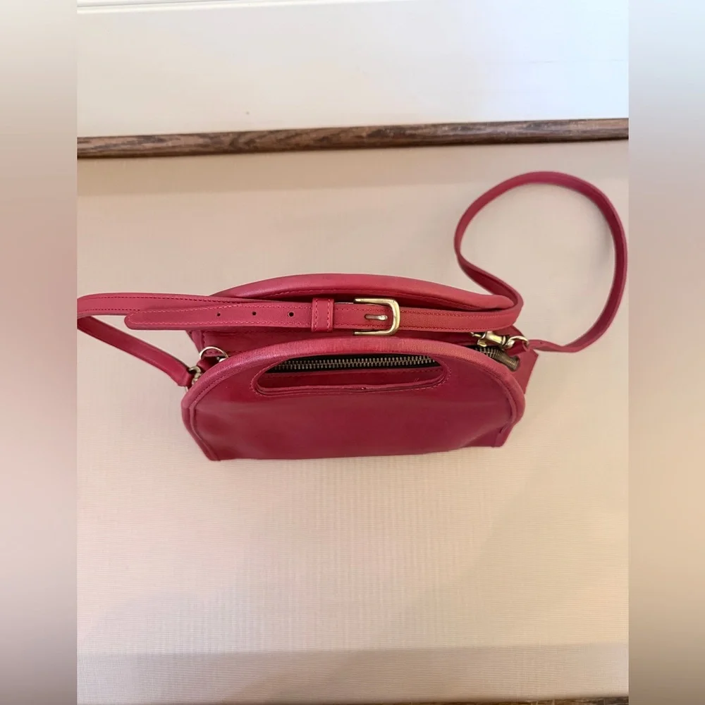Coach Vintage Carousel Bag 9942 in Red - Picture 3 of 6